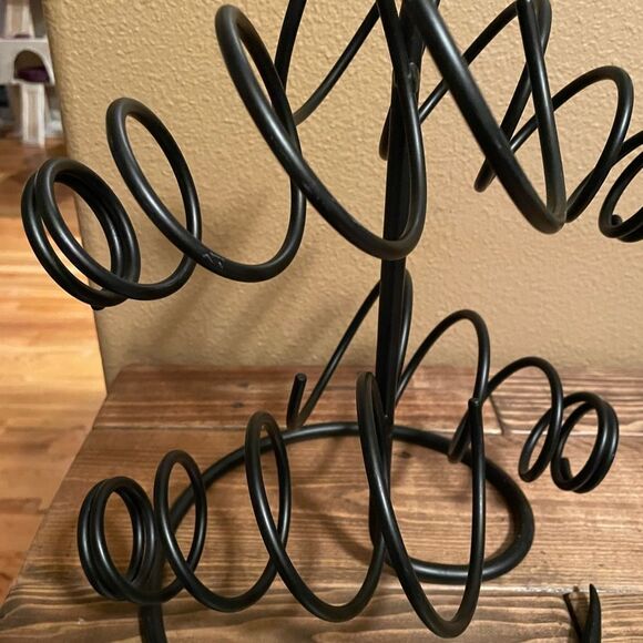 Vintage Wrought Iron Swirl Wine Holder - Picture 2 of 12